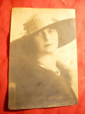 Ilustrata- Femeie cu palarie - Foto Julieta 1928 , dim. 10,2 x 15 cm