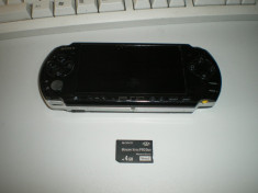 SONY PSP 3004 + CARD ORIGINAL SONY 4GB FARA ACUMULATOR foto