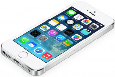 Iphone 5S 16gb silver neverlocked impecabil ca nou folosit 1luna cu garantie 10luni internationala apple la 1499ron foto