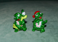 Lot 2 figurine, jucarii din ou Kinder surprise, broaste testoase, colectie, decor foto