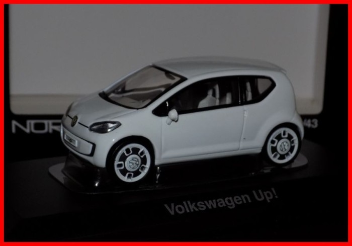 VOLKSWAGEN UP! (scara 1/43) NOREV