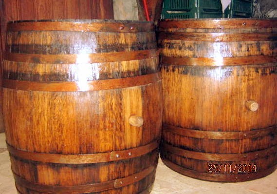 Butoi pentru vin, tuica, rachiu din stejar 200 litri | arhiva Okazii.ro