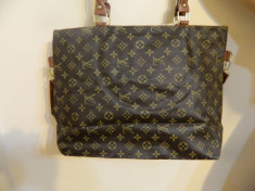 MEGA REDUCERE!!!!GEANTA LOUIS VUITTON -SUPERBA ,PRET MICUT! foto