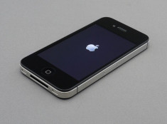 IPHONE 4S Black - 16GB - Neverlocked foto