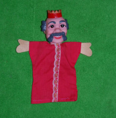 Marioneta teatru de papusi, cap cauciuc, corp material textil, personaj: Rege, Imparat, Crai; print; foto