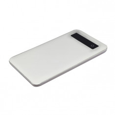 Baterie portabila slim 4000mAh Power bank - Culoare: Alb (cod produs: GSM008627) foto