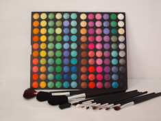 POZE REALE !! TRUSA 120 CULORI farduri ploape PROFESIONALE + 12 PENSULE, trusa fard machiaj makeup make-up TR43-3 foto