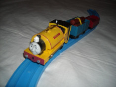 Tomy - Thomas and Friends - Trackmaster - Locomotiva motorizata (cu baterii) PROTEUS foto