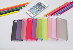 Husa Ultra Slim iPhone 5/5S 0. 3mm 7 culori Transparenta Neagra Mov Albastra Roz Rosie Verde | husa iphone ultraslim | CEL MAI MIC PRET GARANTAT foto