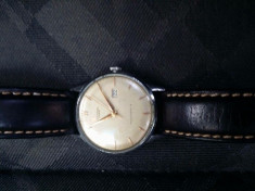 Vand Ceas Universal Geneve Monodate ,vechi de 65-70 de ani,mecanic!Fara defecte! foto