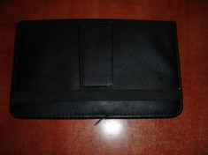 husa cu tastatura pentru tableta 7 inch Stylish case with keyboard for 7&amp;quot; tablet foto