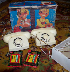 Jucarie set telefoane rusesti din perioada comunista foto