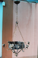 veche candela de tavan cu 6 brate de lumanari confectionata manual foto