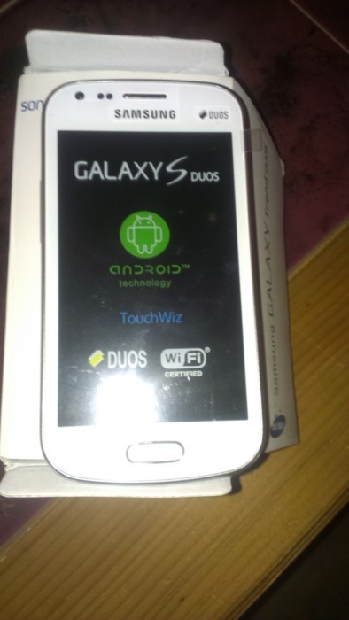 Samsung Galaxy S Duos S7562 nou