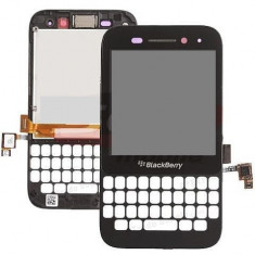 LCD+touchscreen si rama BlackBerry Q5 versiunea 001/111 Original