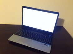 Laptop Samsung NP300E5X-S01RO, procesor intel i3, 4GB RAM, nvidia 1GB, HDD 500GB foto