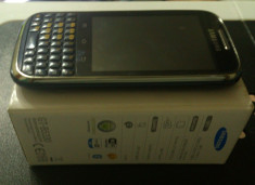 Samsung Galaxy Chat B5330 foto