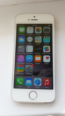 Iphone 5s 16gb silver white neverlocked la cutie stare foarte buna foto