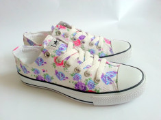 Tenisi-Tenesi Inalti Bascheti Converse All Star Albi Cu flori-Model Floral-Floricele -Flower Dama Marimea 40 foto