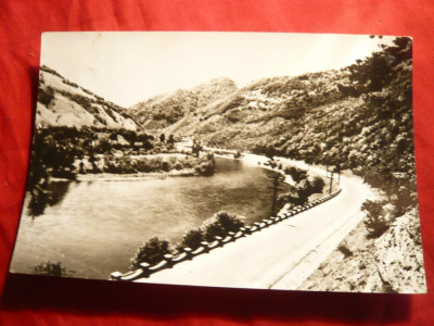 Ilustrata - Peisaj Valea Oltului , circulat 1967 foto