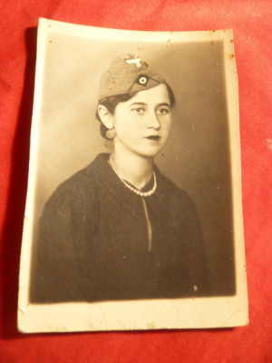 Fotografie- Tanara cu Sapca Militara Germana 1941 , dim.= 5,9x8,5 cm foto