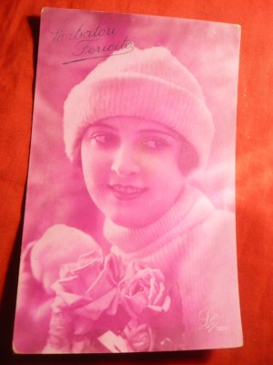 Ilustrata - Felicitare de Craciun - Femeie - 1930, pe rosu foto