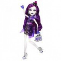 Papusa Monster High Petrecerea Vampirilor Spectra Vondergeist Mattel foto