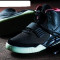 vand adidas / gheata NIKE YEEZY 2 --- PE STOC !! CURIER GRATUIT !!