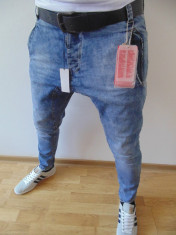 BLUGI / JEANS BARBATI SLIM FIT / CONICI SEMI TUR DSQUALA BY DSQUARED MODEL NOU! foto