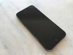 iPhone 5 16GB Black NEVERLOCKED stare buna , original , PACHET COMPLET - 899 LEI ! Okazie ! foto