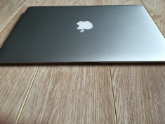 Apple MacBook Air 13&amp;#039;&amp;#039; mid 2013 i5 1,3 ghz 4gb ram 120 ssd video 1.5 gb ca nou foto