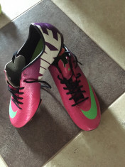 ghete fotbal nike mercurial foto