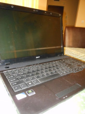Acer Aspire 5737z Procesor T4200 2ghz, 15.6&amp;#039; HD, 3Gb ram DDR3, HDD 320gb, Webcam, nvidia cuda 9400m, HDMI, tastatura numerica, negru, stare f buna foto