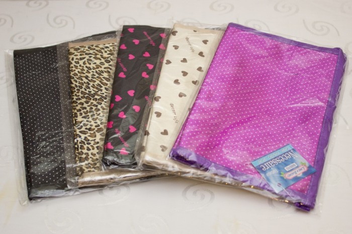 Necessaire/portfard, diverse culori Necessaire/portfard, diverse culori
