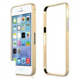 Bumper aluminiu iPhone 4 / 4S auriu