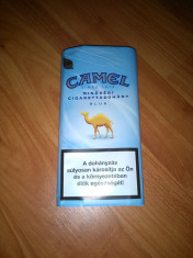 TUTUN CAMEL PENTRU RULAT ALBASTRU SAU GALBEN LA PACHET DE 40 GR foto