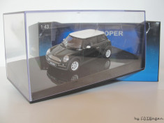 Macheta BMW Mini Cooper (Racing Green) Autoart 1/43 foto