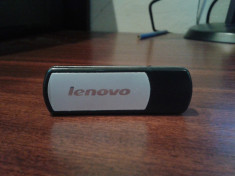 Stick USB Lenovo 2 TB foto