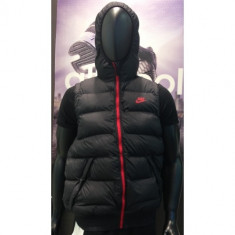 VESTA NIKE VEST HOOD PADD WERE COD 636698-010 foto