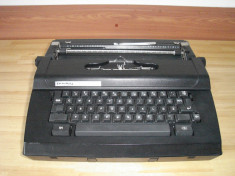 masina electrica de scris PRIVILEG 530C foto