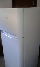 Frigider Indesit TIAA 10 foto