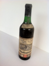 vin vechi de colectie Pinot Nero, 1971, italian rosu foto