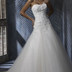 Vand rochie de mireasa Maggie Sottero, nr 36-38, accesorii incluse voal si crinolina