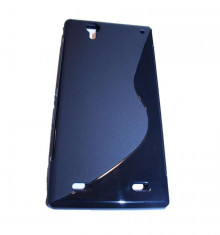 Husa Protectie Spate OEM Sony Ericsson Xperia T2 Ultra D5303 din Silicon Model S Line Neagra foto