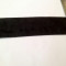 Banda textila din catifea moale , fina , elastica , lata de 3.5 cm , negru