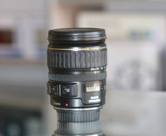 Obiectiv DSLR Canon EF 28-135mm f/3.5-5.6 IS USM foto