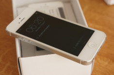 Apple Iphone 5 64Gb White ALB - Neverlocked - stare NOUa - Livrare GRATUITA cu Verificare! Accesorii sigilate - OKAZIE 64GB! foto