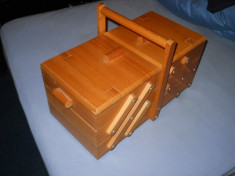vand cutie din lemn pentru depozitare,croitorie sau alte accesorii foto