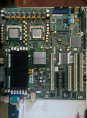 PLACA de BAZA SERVER INTEL SE7520BD2 + 2 X CPU INTEL XEON 3.0 GHz foto
