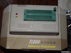 Programator universal TL866CS foto